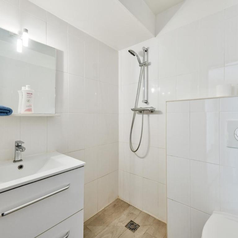 Cosy 5BR house with a lovely terrace - Maison 5 Chambres - 11