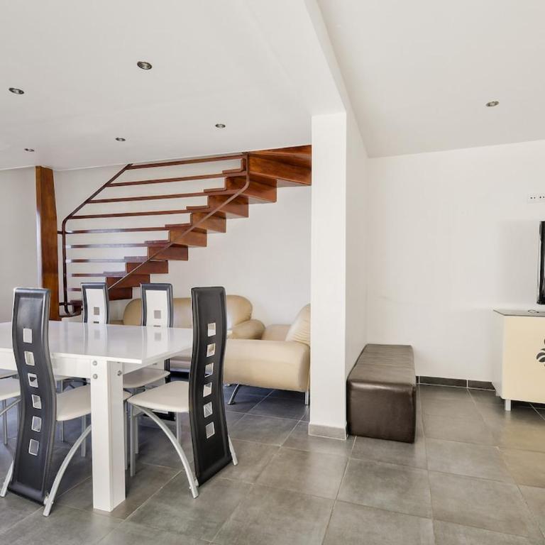 Cosy 5BR house with a lovely terrace - Maison 5 Chambres - 16