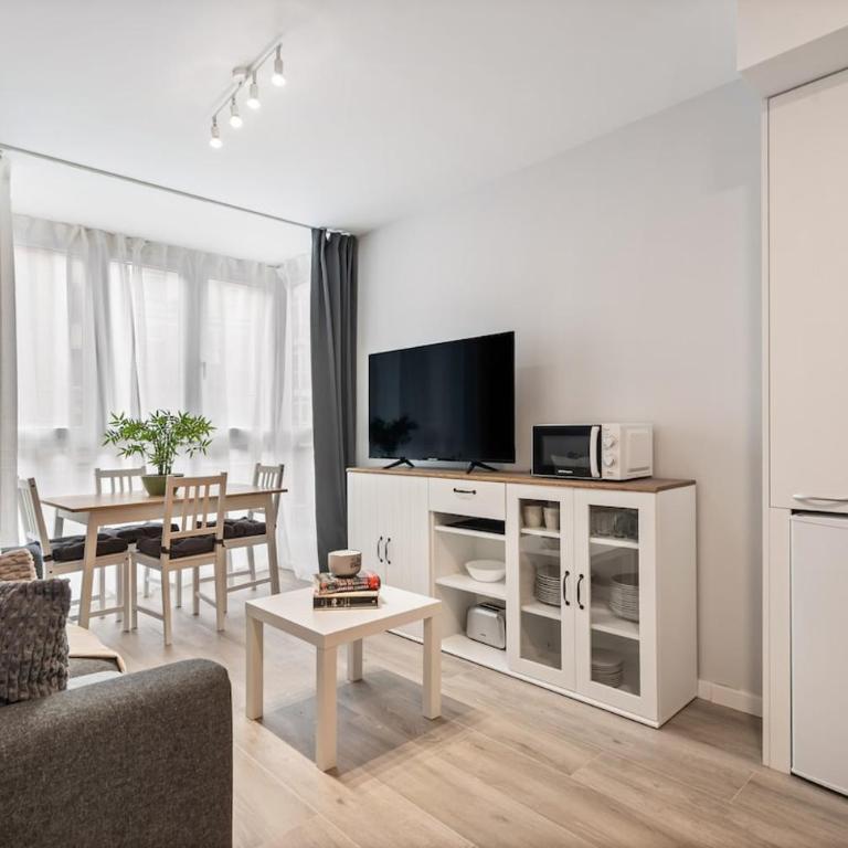 Accessible flat near the Toledo Bridge - 1A - One-Bedroom Apartment - 20