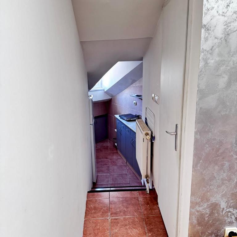 Small & cosy apartment - Apartman sa 1 Spavaćom Sobom - 4