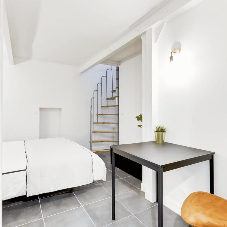 Convinient souplex basement 5mn near métro and Montmartre - Appartement en Duplex - 8