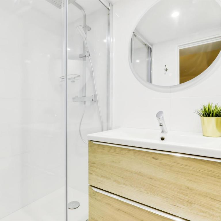 Convinient souplex basement 5mn near métro and Montmartre - Appartement en Duplex - 13