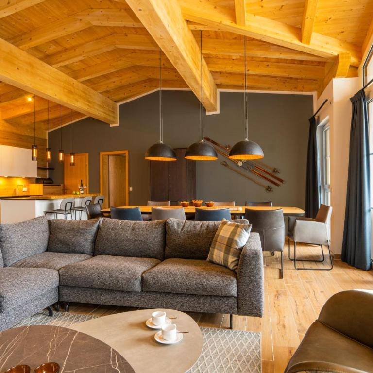 AlpenParks Hotel & Apartment Alpendorf - Premium Apartment mit 5 Schlafzimmern - 6