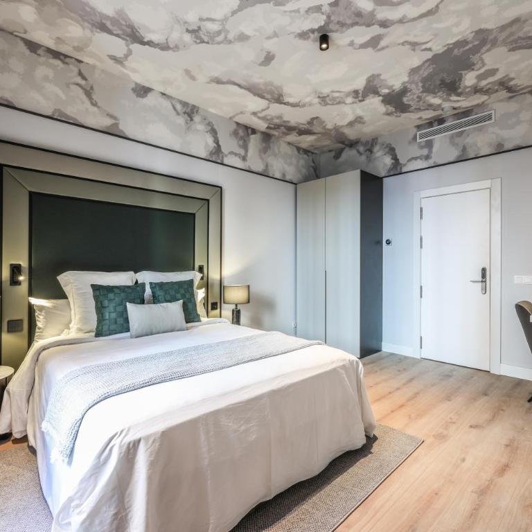 AmazINN Collection Madrid Plaza Mayor - Apartamento Deluxe de 2 dormitorios con balcón - 7