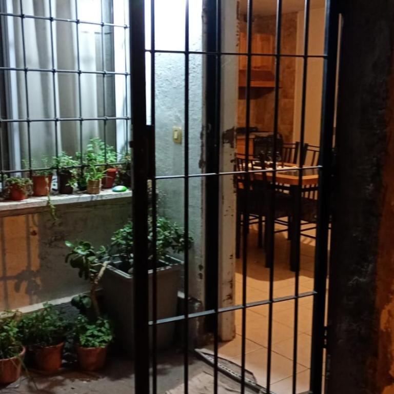 Casa Rawson - One-Bedroom House - 4