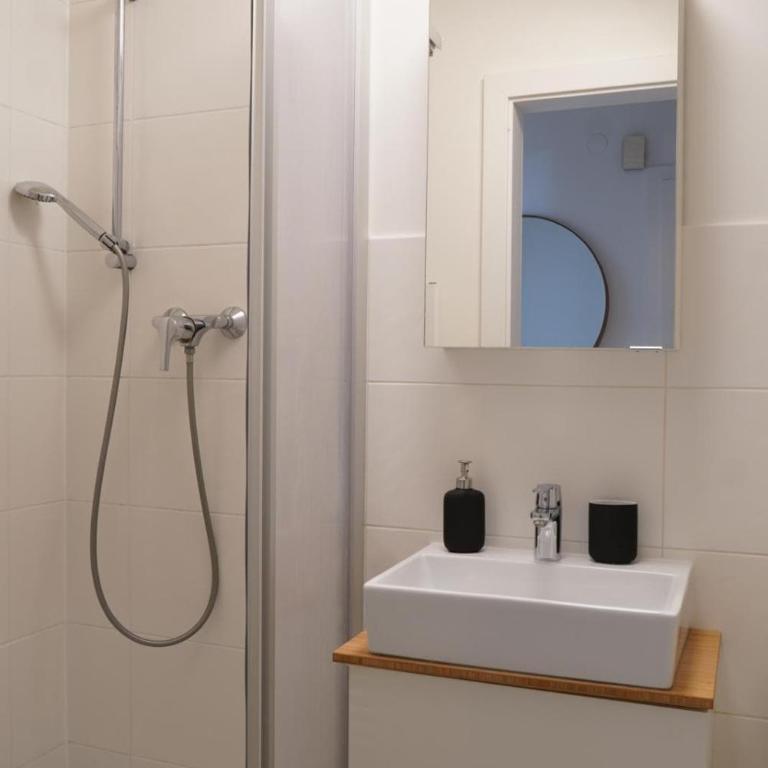 Green oasis with large balcony & parking - Two-Bedroom Apartment - 7