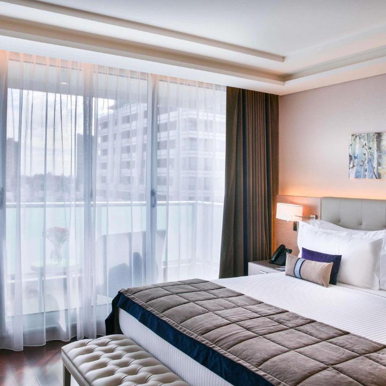 Palladio Hotel Buenos Aires - MGallery Collection - Habitación doble deluxe con cama grande y balcón - 1