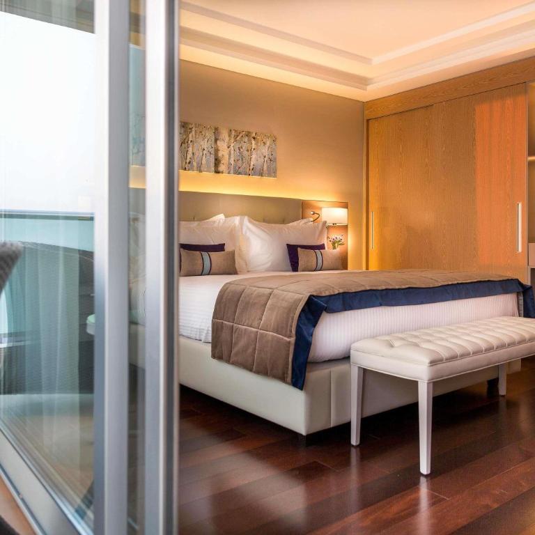 Palladio Hotel Buenos Aires - MGallery Collection - Habitación doble deluxe con cama grande y balcón - 4