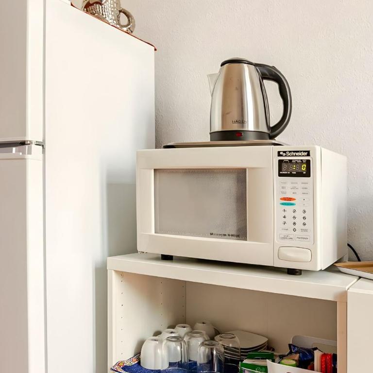 2 Bedroom Apartment for 4 Quiet Tram 8 to Trastevere Vatican - Appartamento con 2 Camere da Letto - 8