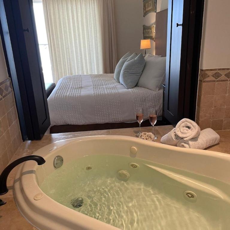 Tortuga Bay TBB 2502 - Vacation Home - 1