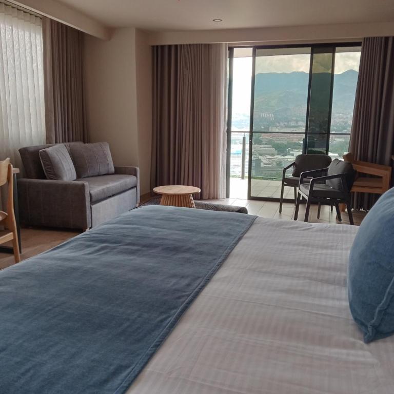 Hotel Rulay Medellin - Suite With Bathtub - 1