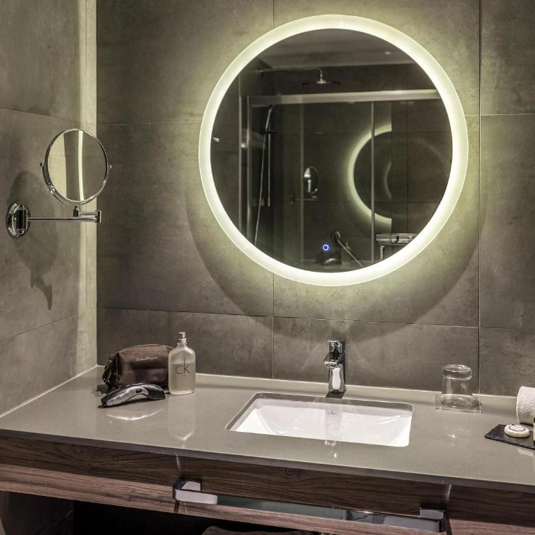 Pullman Santiago El Bosque - Habitación Superior con cama extragrande - 4