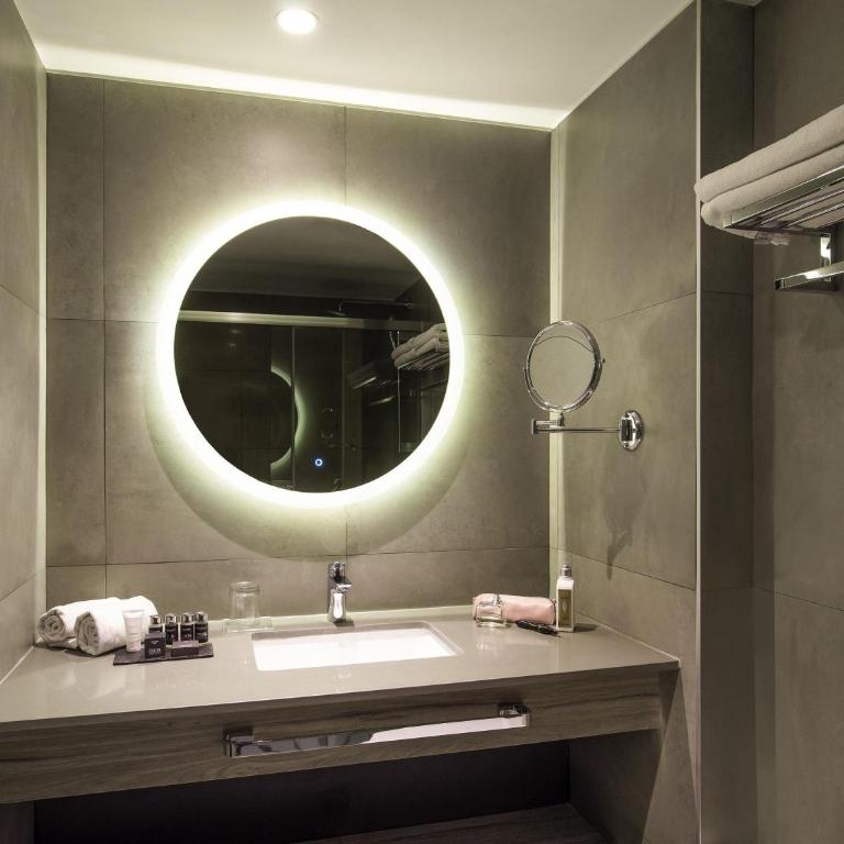 Pullman Santiago El Bosque - Habitación Superior con cama extragrande - 3