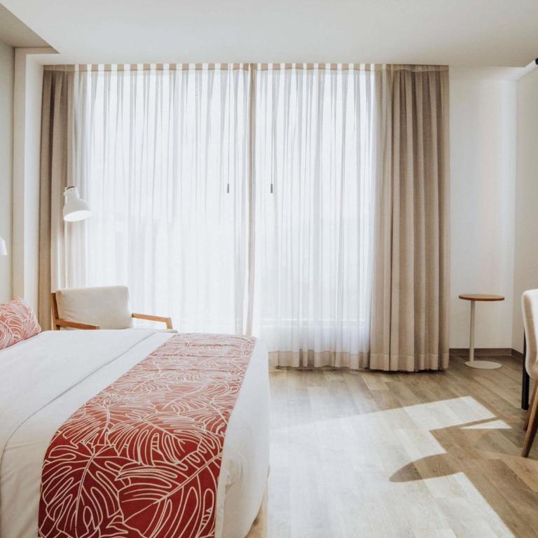 Novotel Medellin El Tesoro - Habitación Executive con cama extragrande - 1