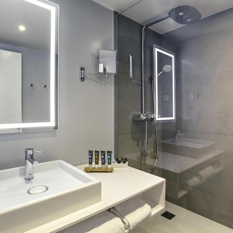 Novotel Saint-Étienne Centre Gare Châteaucreux - Chambre Lit Queen-Size Classique - 2