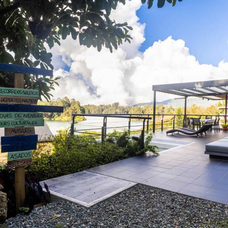 Cabaña familiar BANIA con vista del embalse al lado de la piedra - Seven-Bedroom House - 2