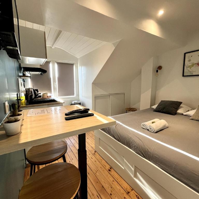 Beautiful Studio for 2 people, TV, Wifi - Appartement 1 Chambre - 21