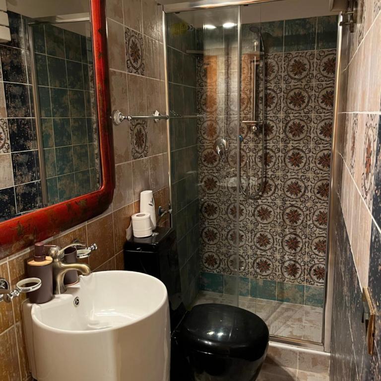 Casa di Zara - Camera Matrimoniale con Bagno Privato - 4