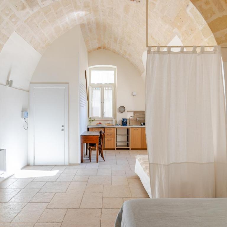Residenza Già Antico Forno - Camera Matrimoniale con Letto Supplementare - 2