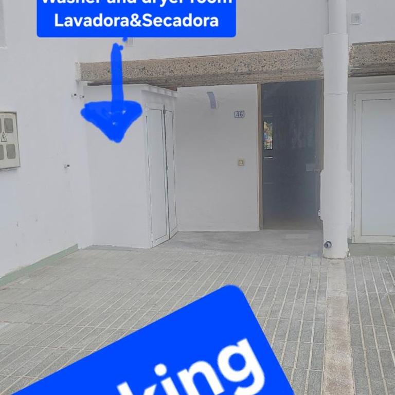 Barber Las Brisas - Two-Bedroom Apartment - 36