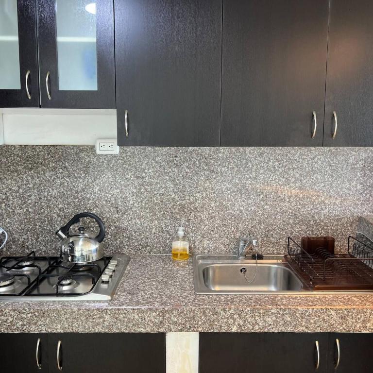Beach front Ocean view, pool Family Apt Salinas - Apartment - 13