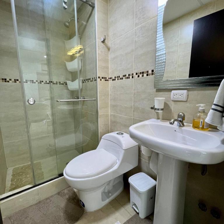 Beach front Ocean view, pool Family Apt Salinas - Apartment - 31