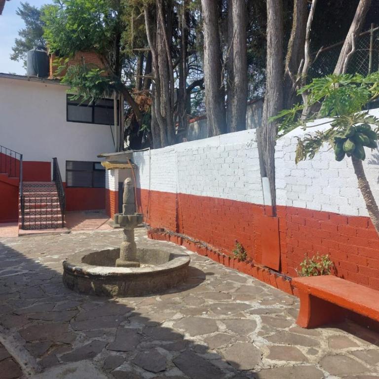 Casa Grande, Casita, Gran Jardín, Juegos para 19 personas en el Pueblo - Casa de 8 dormitorios - 8