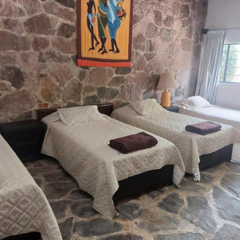 Casa Grande, Casita, Gran Jardín, Juegos para 19 personas en el Pueblo - Casa de 8 dormitorios - 27