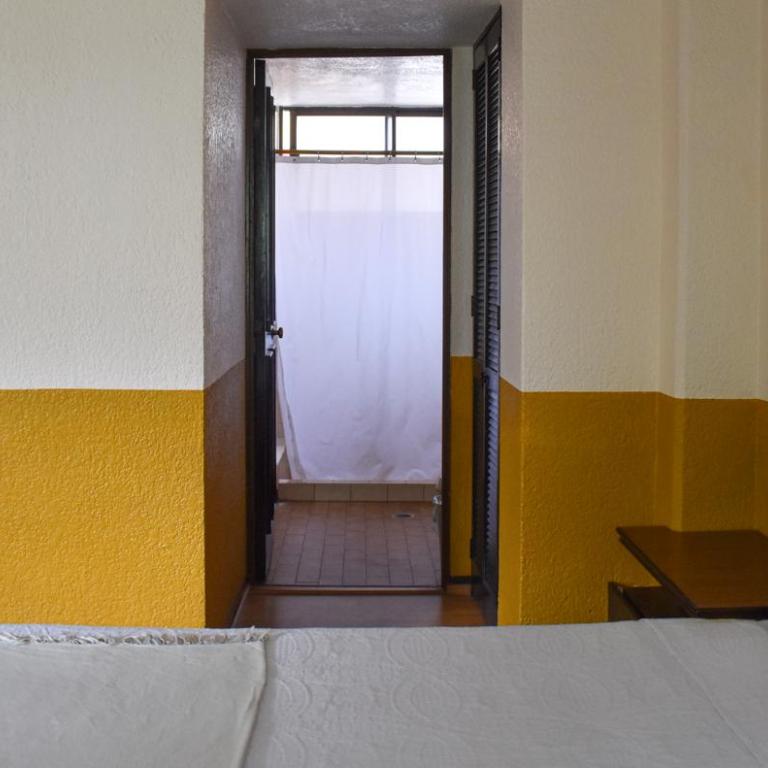 Hotel Benedicta - Habitación Superior con cama extragrande - 4