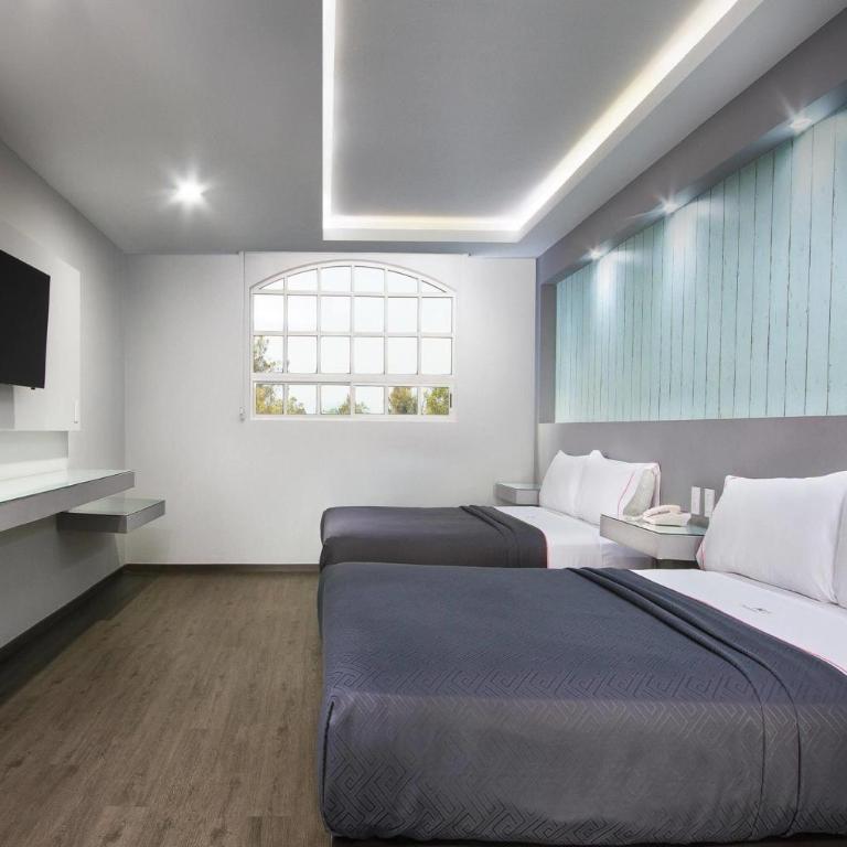 Hotel MX congreso CDMX, Trademark Collection by Wyndham - Suite with Two Queen Beds - Non-Smoking - 4
