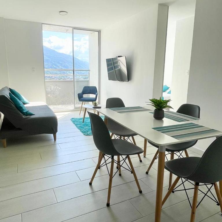 Hermoso Apartamento Nuevo con Excelente Vista - Apartamento de 2 dormitorios - 1