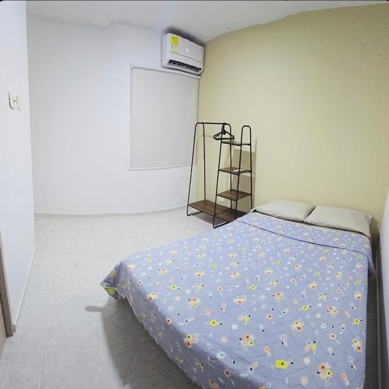 Hermoso apartamento cerca a las playas de Marbella - Three-Bedroom Apartment - 10
