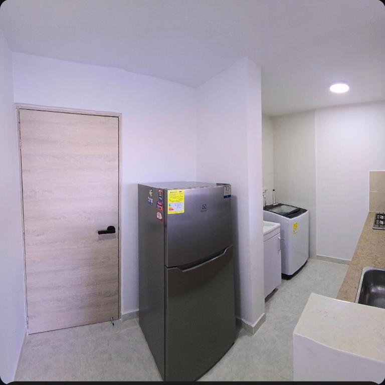 Hermoso apartamento cerca a las playas de Marbella - Three-Bedroom Apartment - 2