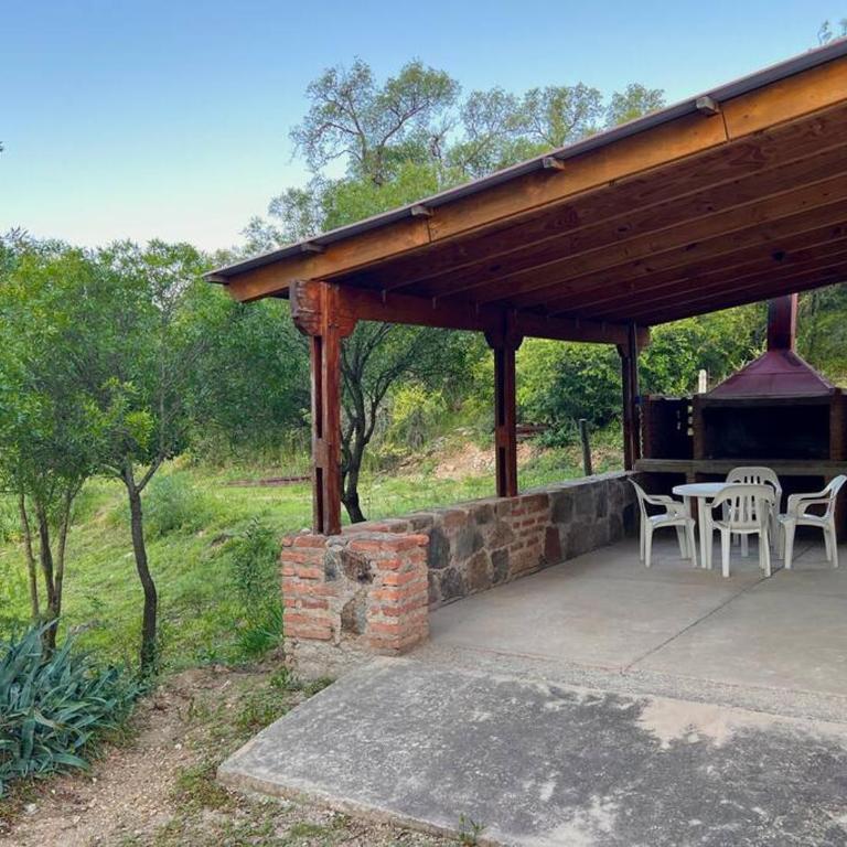 Nature's Peace: Cozy Cabin for 4 Near River - Standard Villa - 5