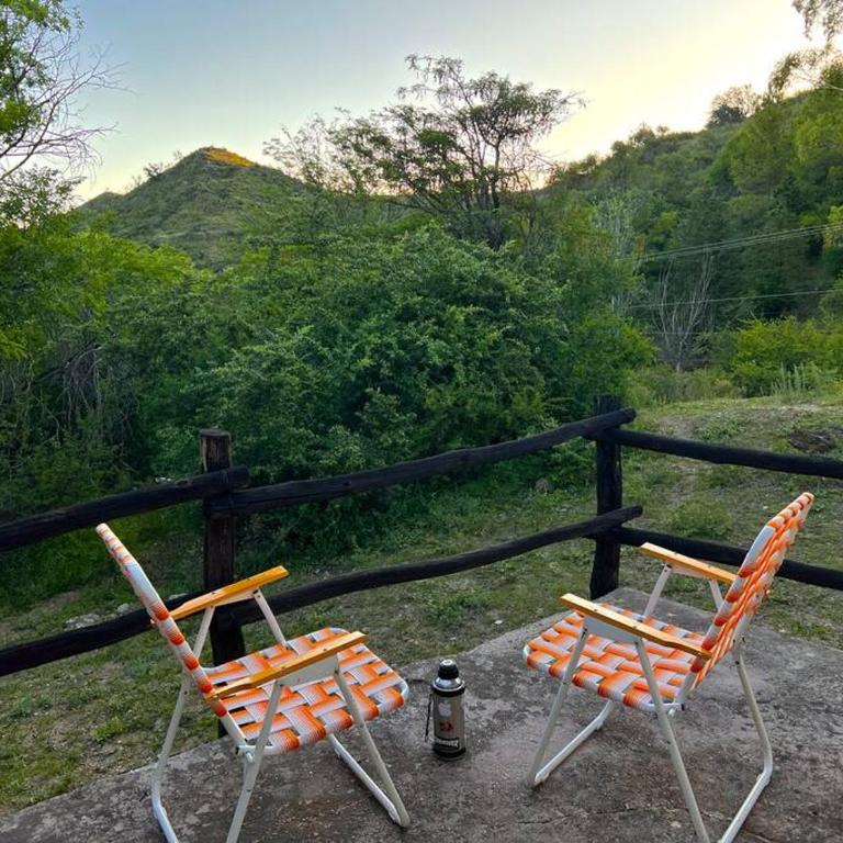 Nature's Peace: Cozy Cabin for 4 Near River - Standard Villa - 7