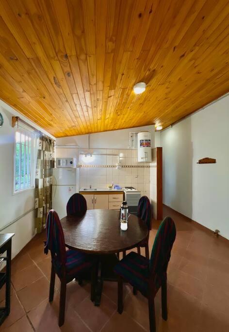Nature's Peace: Cozy Cabin for 4 Near River - Standard Villa - 26