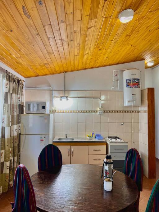 Nature's Peace: Cozy Cabin for 4 Near River - Standard Villa - 38