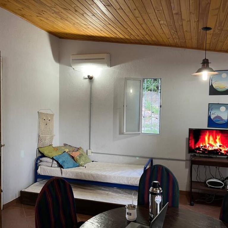Nature's Peace: Cozy Cabin for 4 Near River - Standard Villa - 70