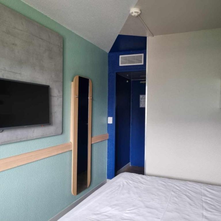 ibis budget Albertville - Chambre Triple - 8