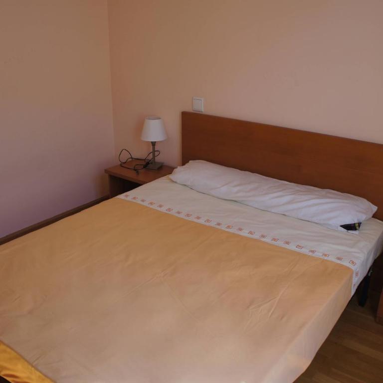 Monumental Apartments Salamanca - Apartamento con balcón - 4