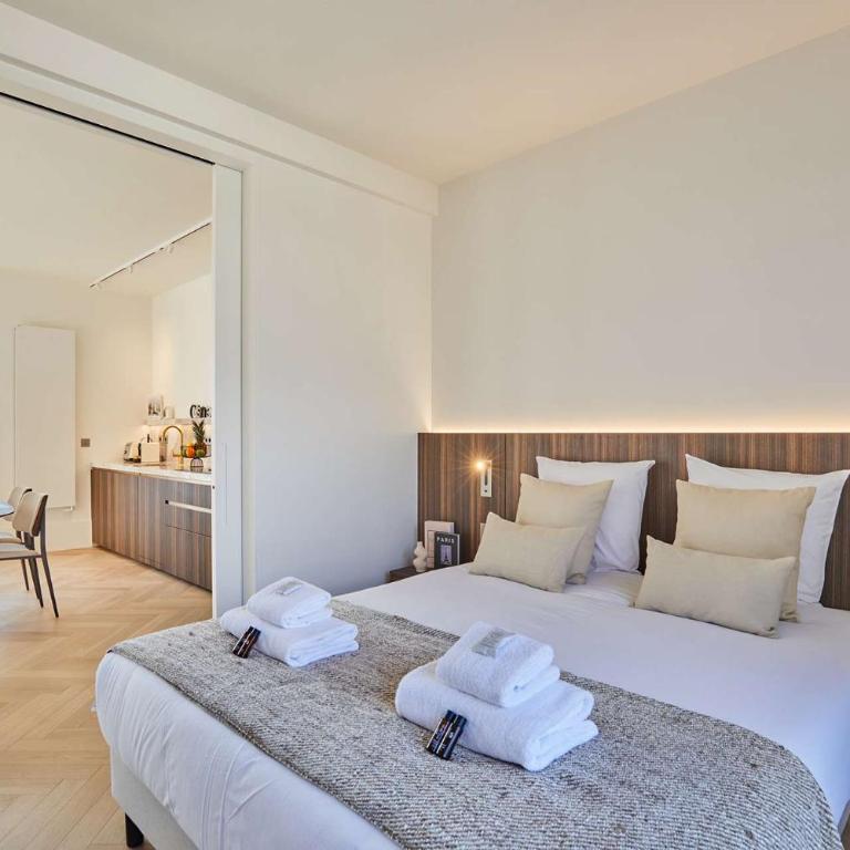 Penthouse with view of the Eiffel Tower-Faubourg - Apartment - 3
