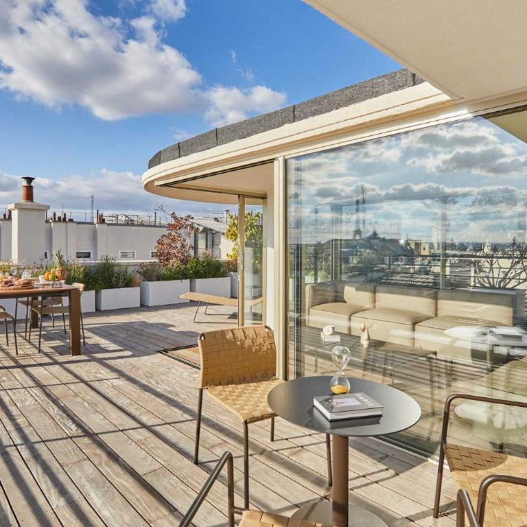 Penthouse with view of the Eiffel Tower-Faubourg - Apartment - 30