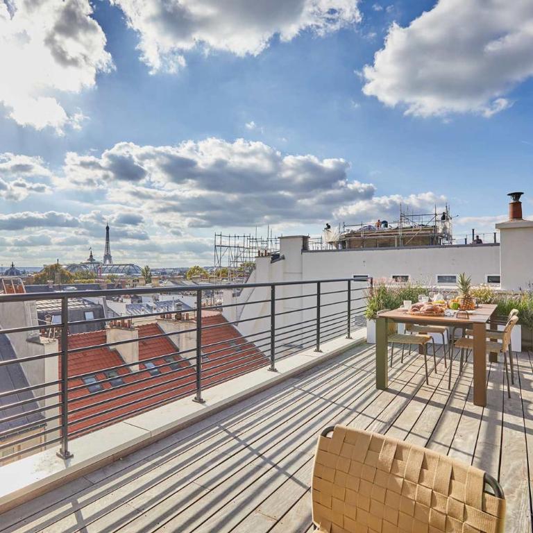 Penthouse with view of the Eiffel Tower-Faubourg - Apartment - 31