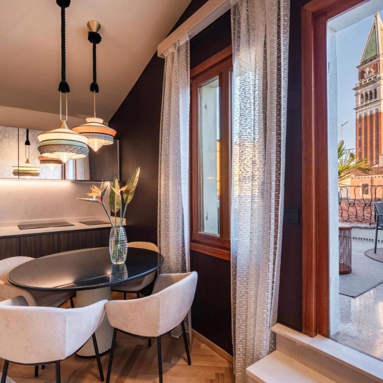 Palazzo Rota Luxury Apartments - Appartamento con 2 Camere da Letto e Terrazza - 1