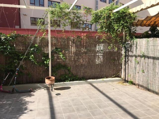 Bajo con jardín en Cascadas de las Marina - Two-Bedroom Apartment - 10