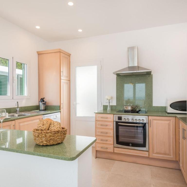 Villa del Mar by Menorca Vacations - Villa - 15