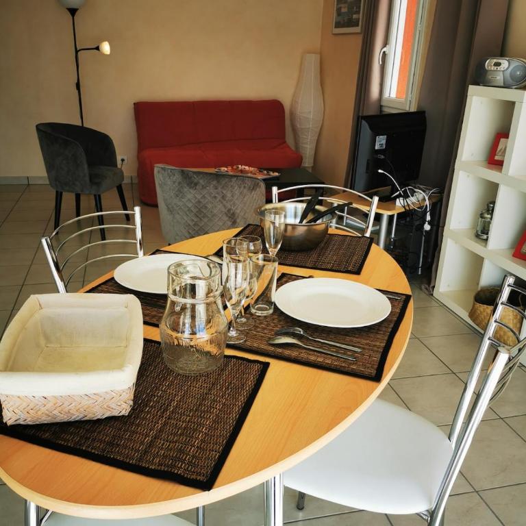 Les Gentianes 10min des cures themales et du centre - Appartement 1 Chambre - 13