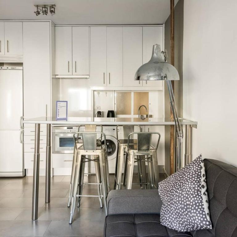 Alojamiento temporal en Fuencarral, Chueca - One-Bedroom Apartment - 2