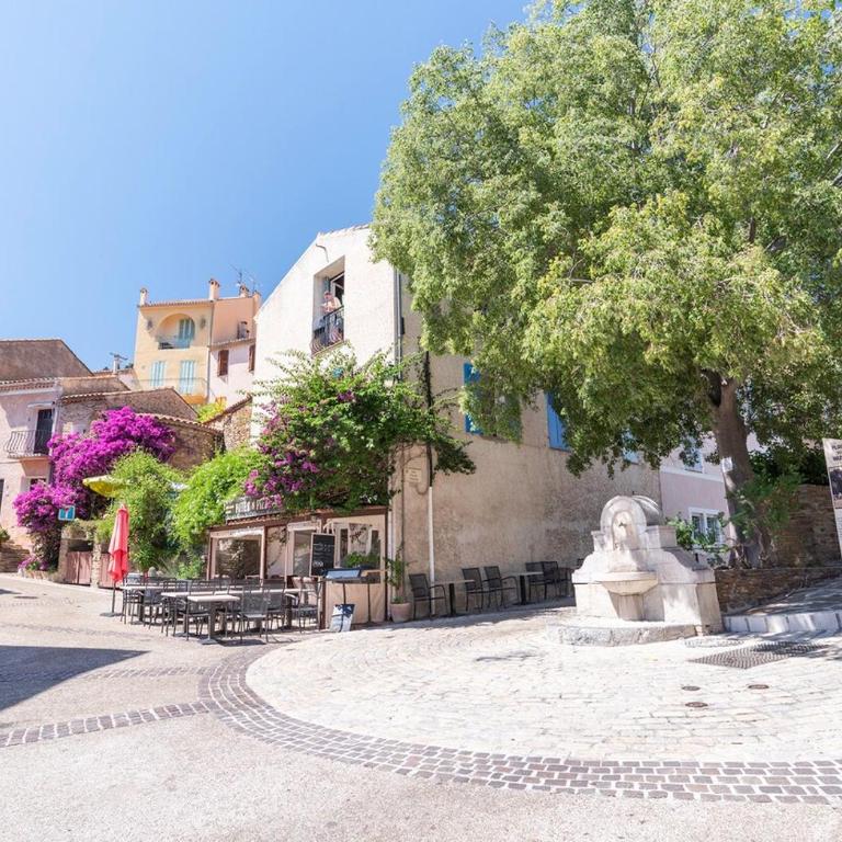 Bright and confortable apartment in downtown BLM - Appartement 3 Chambres - 4