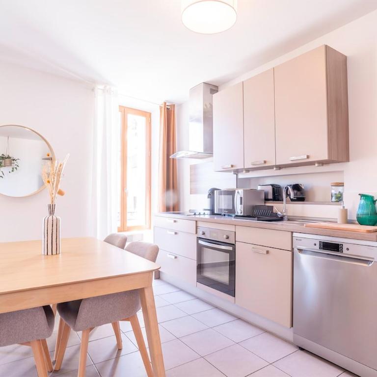 Bright and confortable apartment in downtown BLM - Appartement 3 Chambres - 13